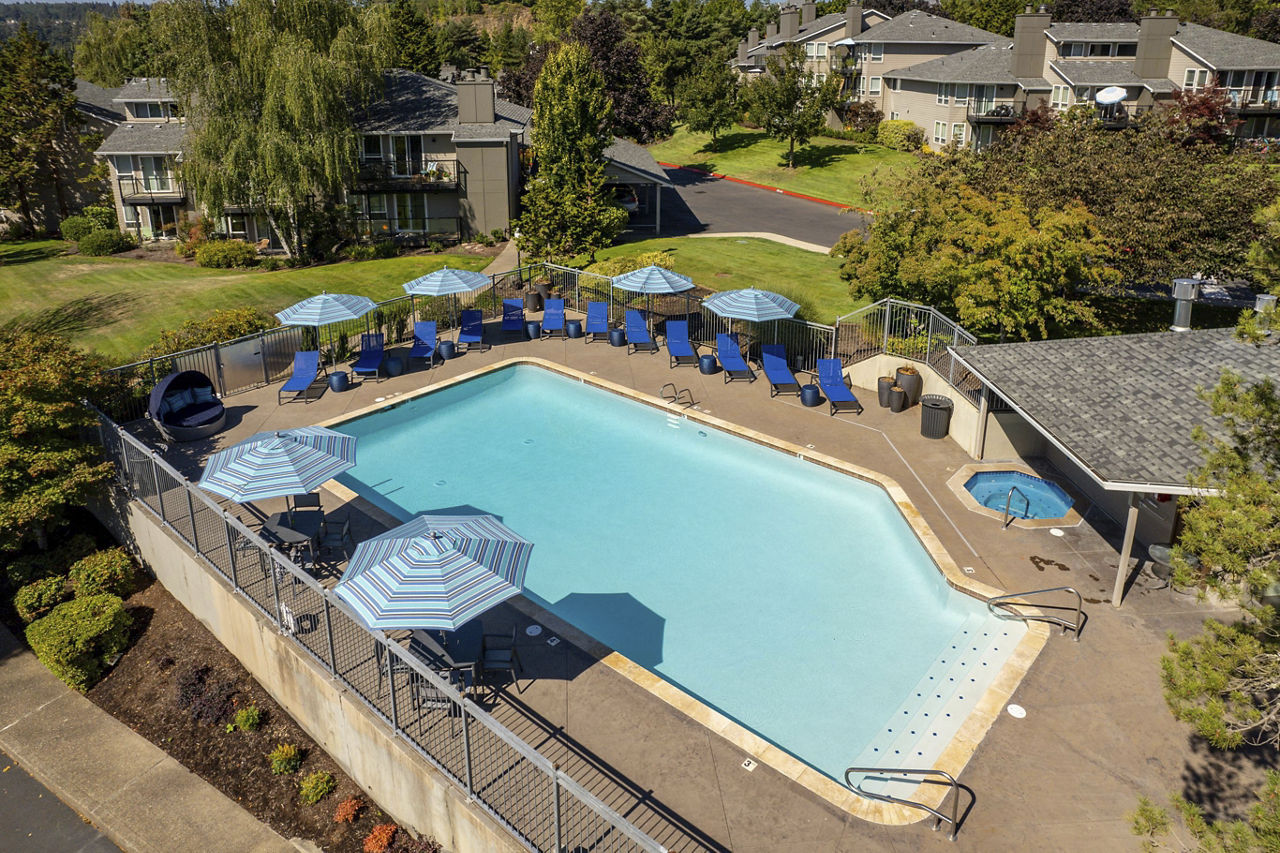 Sorrento Bluff Apartments photo 5