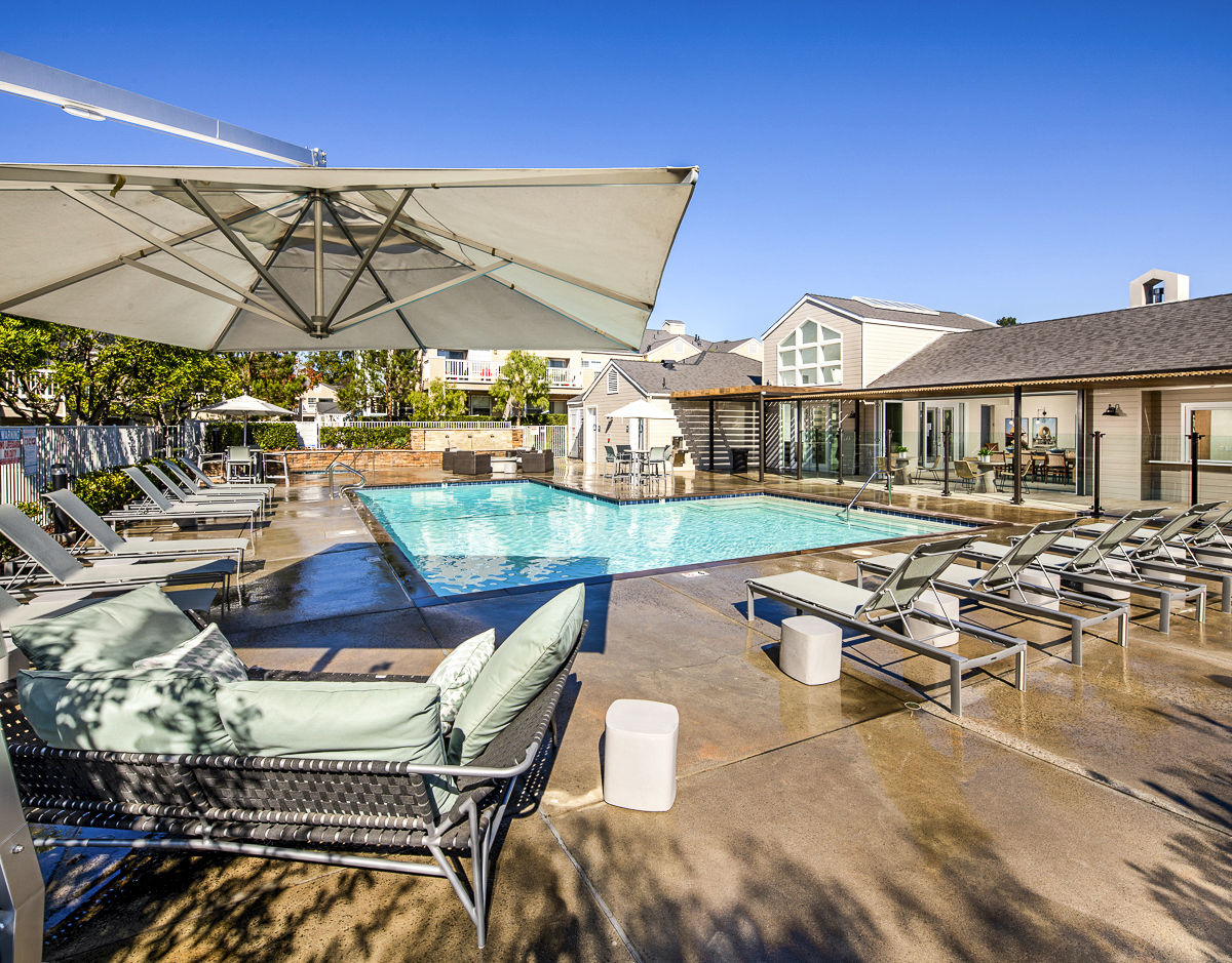 Channel Point Apartments photo 4