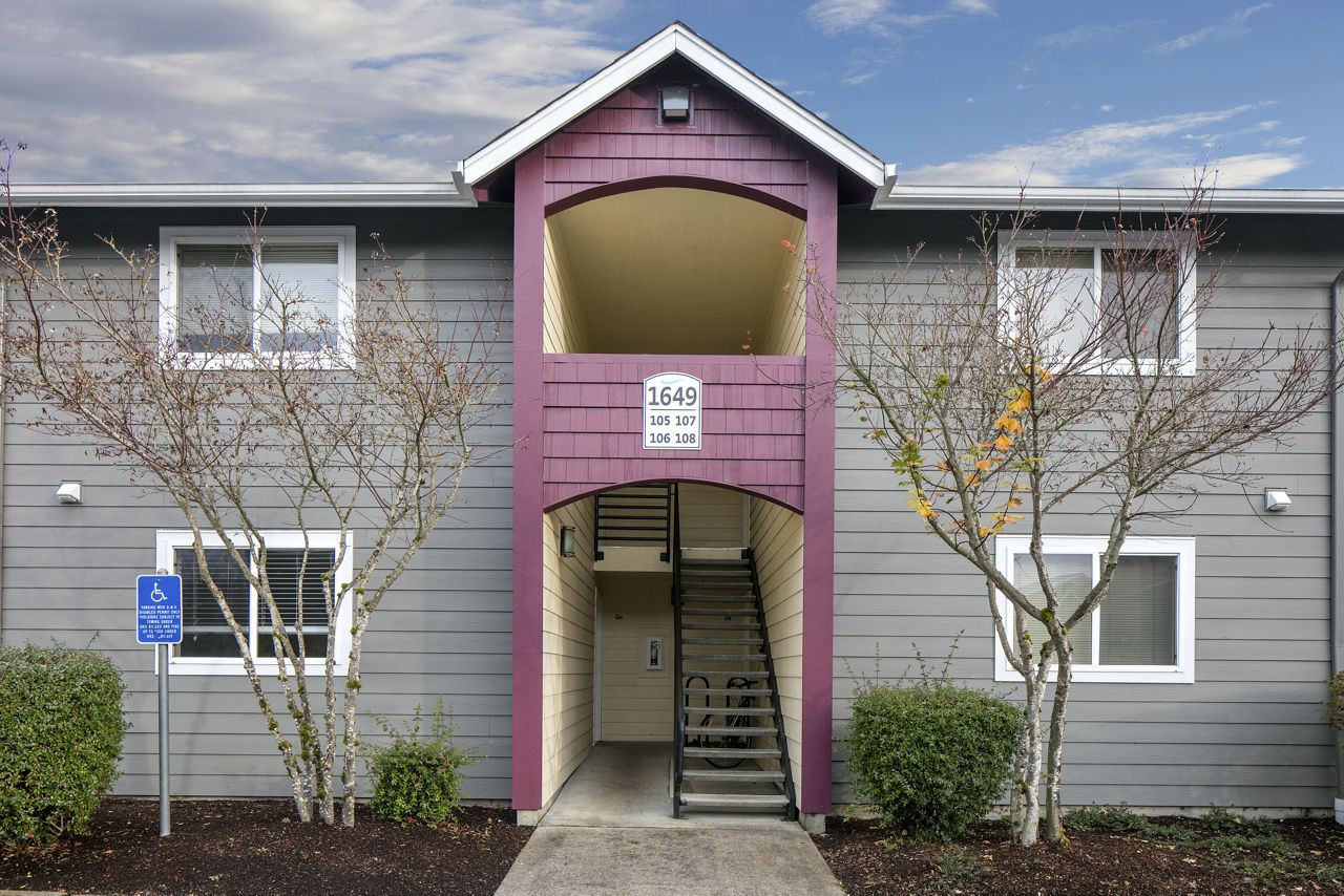 Creekside and Spring Creek Apartments photo 4