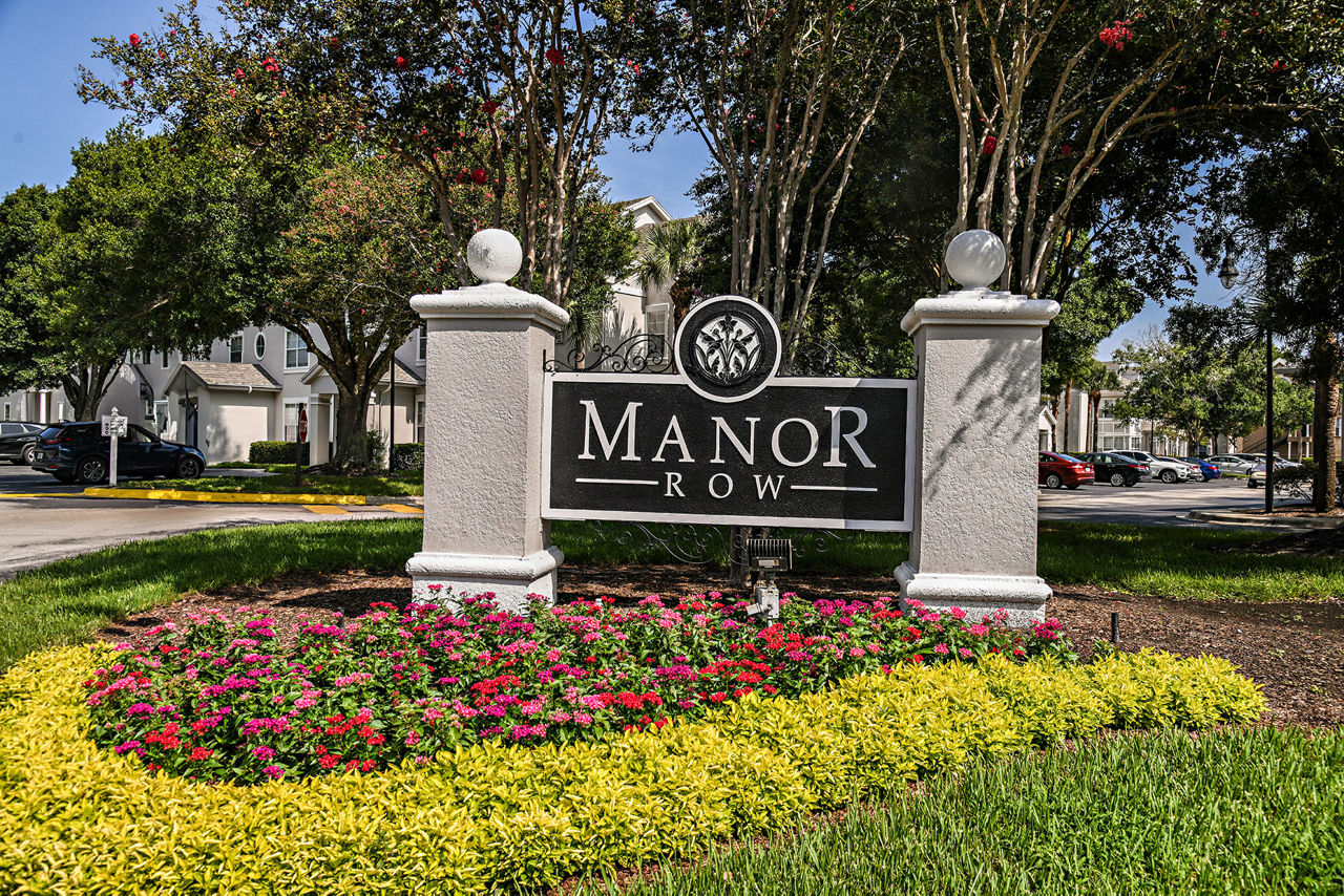 Park Central Apartments - Manor Row photo 2