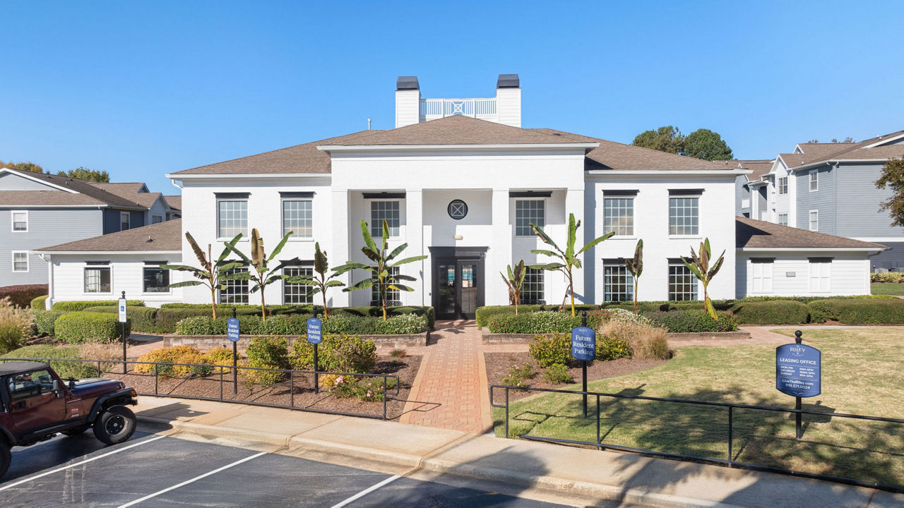 The Riley Apartments photo 3
