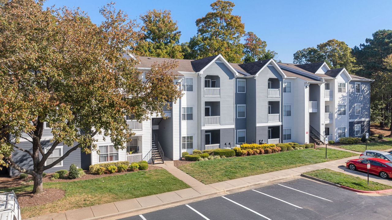 The Riley Apartments photo 4