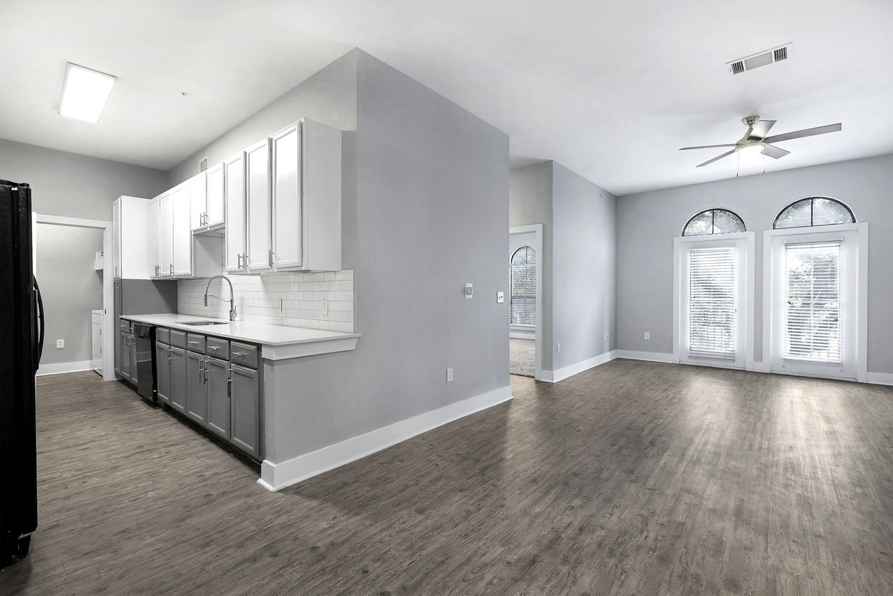 Residences at The Triangle photo 5