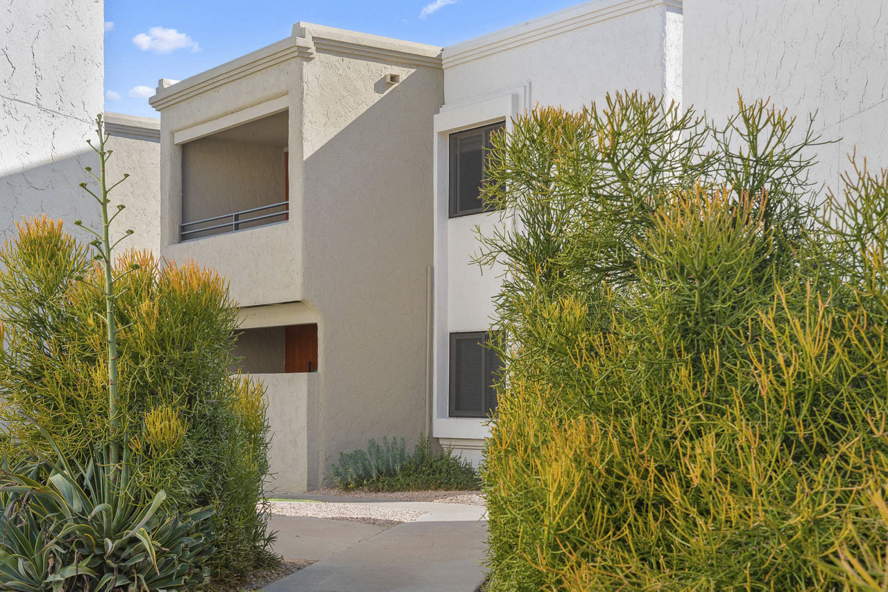 The Cortesian Apartments photo 2