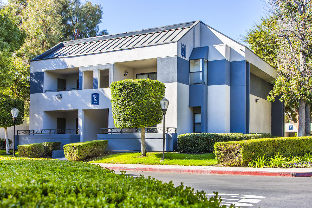 Avana Rancho Cucamonga Apartments photo 2