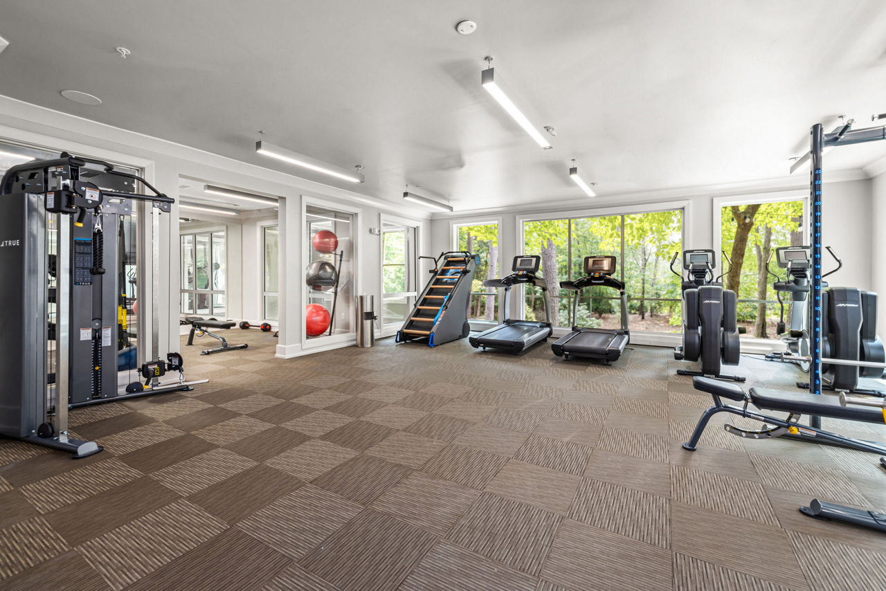 Elan City Center Apartments photo 3