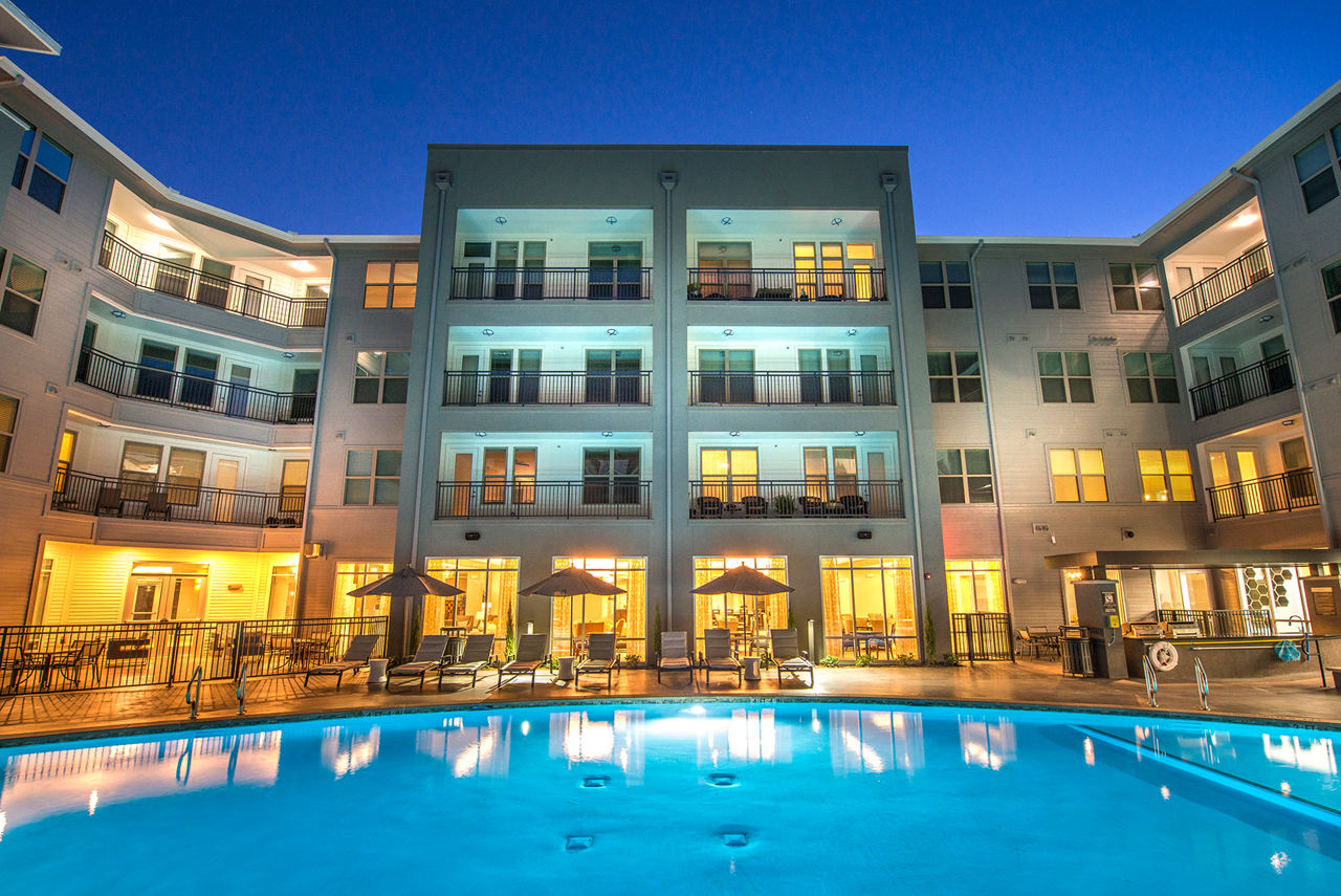 Overture Plano 55+ Active Adult Apartment Homes photo 3