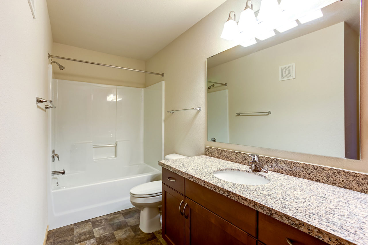 Eagles Landing Apartments photo 5