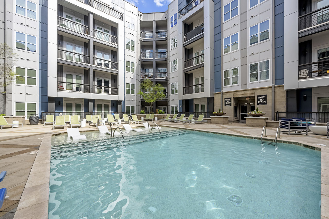 Circa Uptown Apartments photo 3