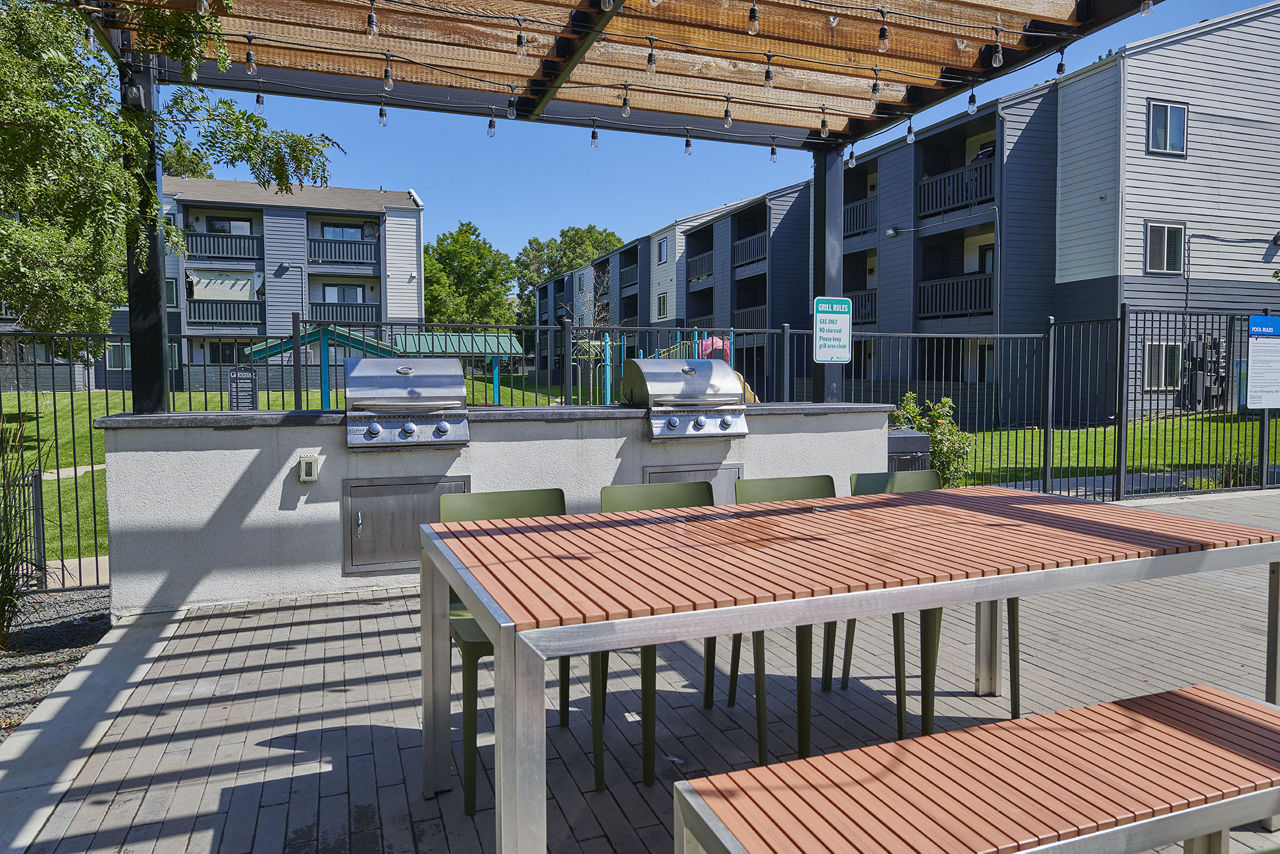 Park Place at 92nd Apartments photo 3