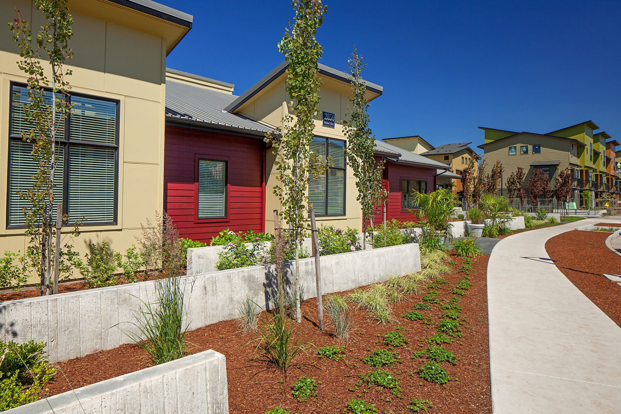 The Tennyson at Crescent Village Apartments photo 4