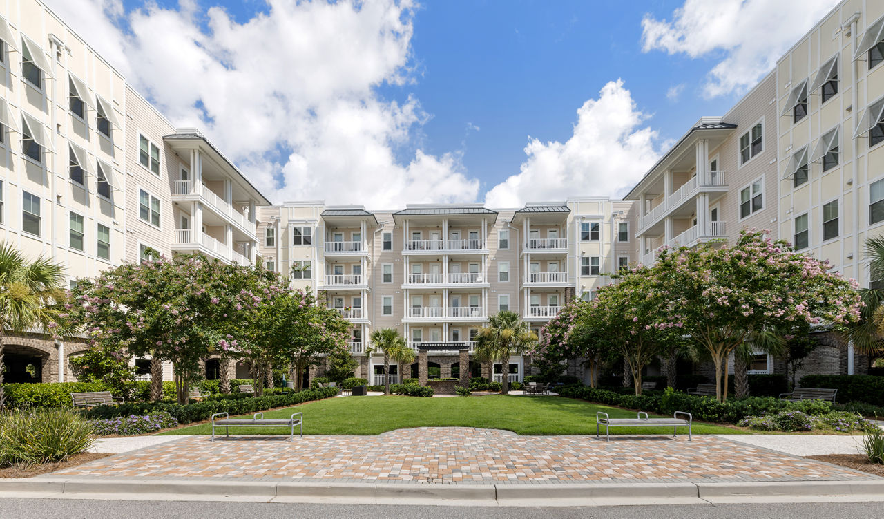 Bridgeside at Patriots Point Apartments photo 4
