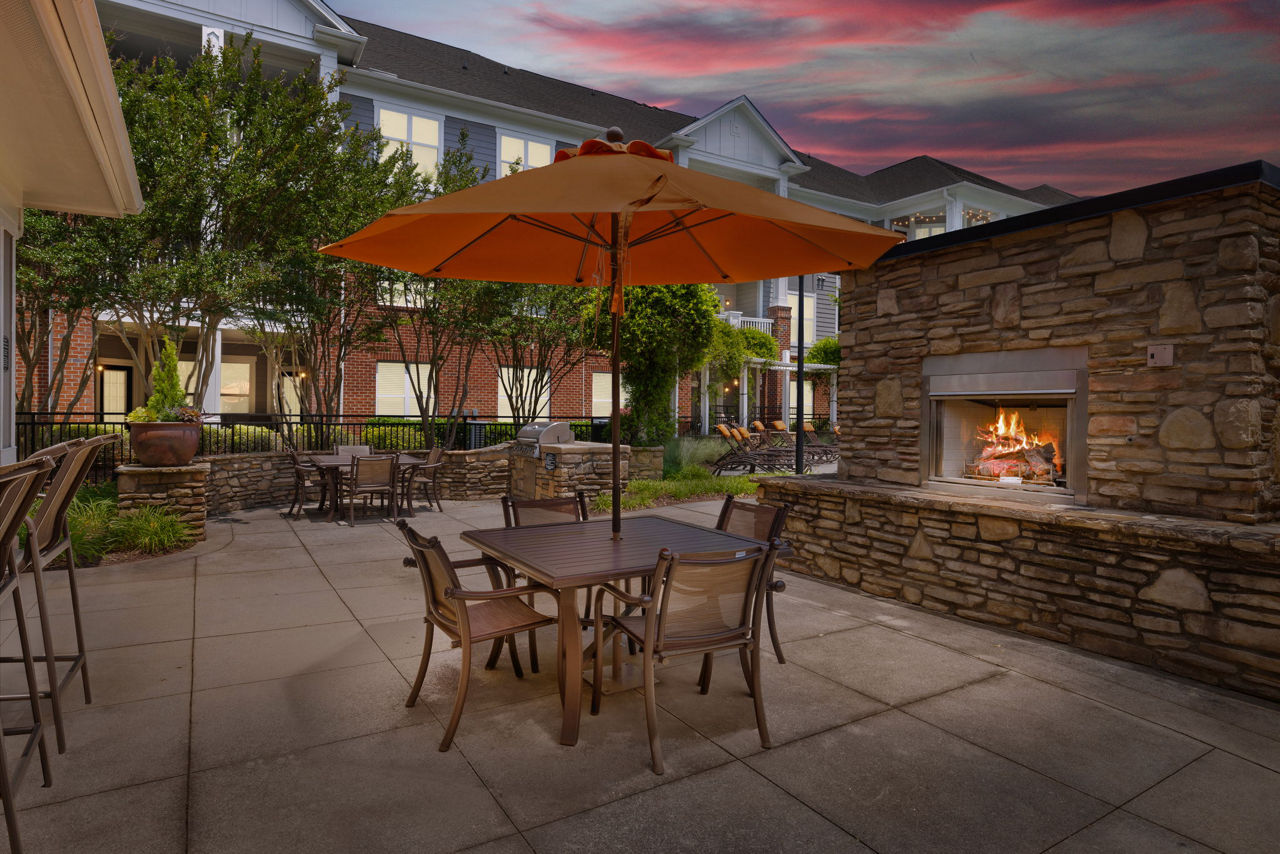 Windsor at Tryon Village Apartments photo 4