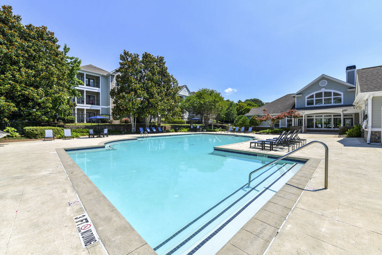 Avana North Point Apartments photo 4