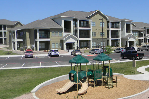 La Contessa Apartments photo 3