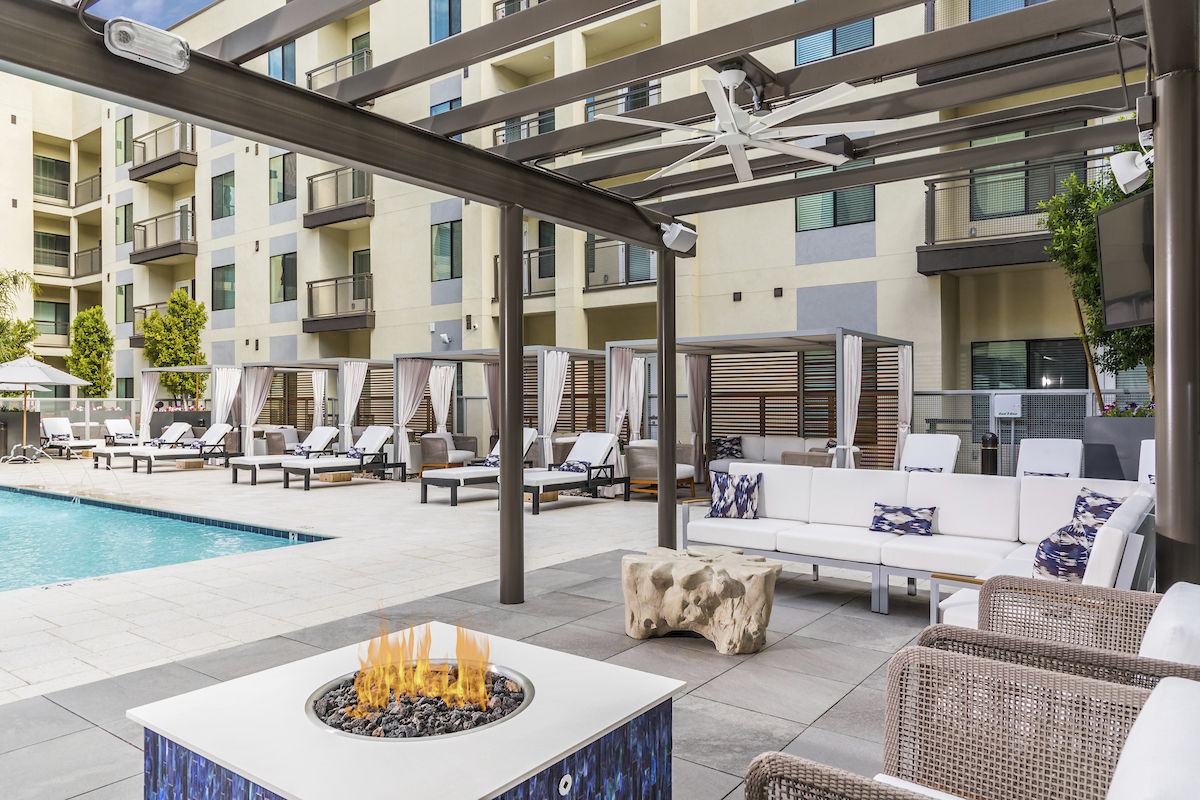 Overture Kierland 55+ Active Adult Apartment Homes photo 4