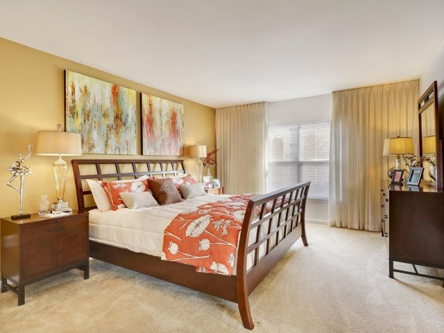 Pembroke Woods Apartments photo 4