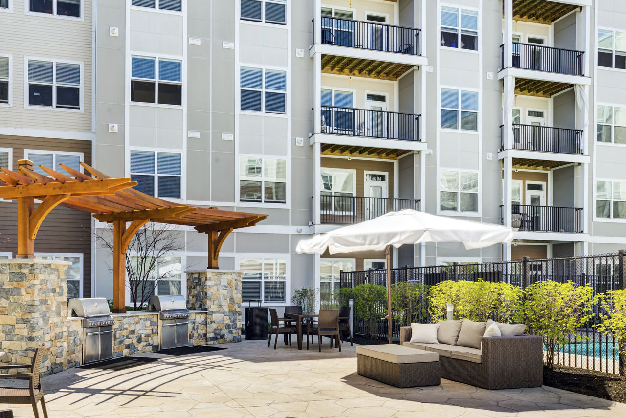 Everly Apartments photo 3