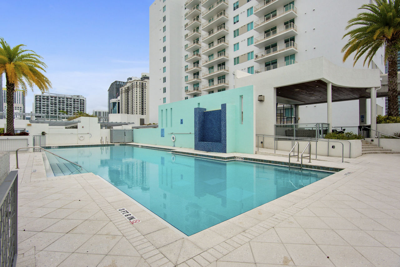 SoMa at Brickell Apartments photo 4