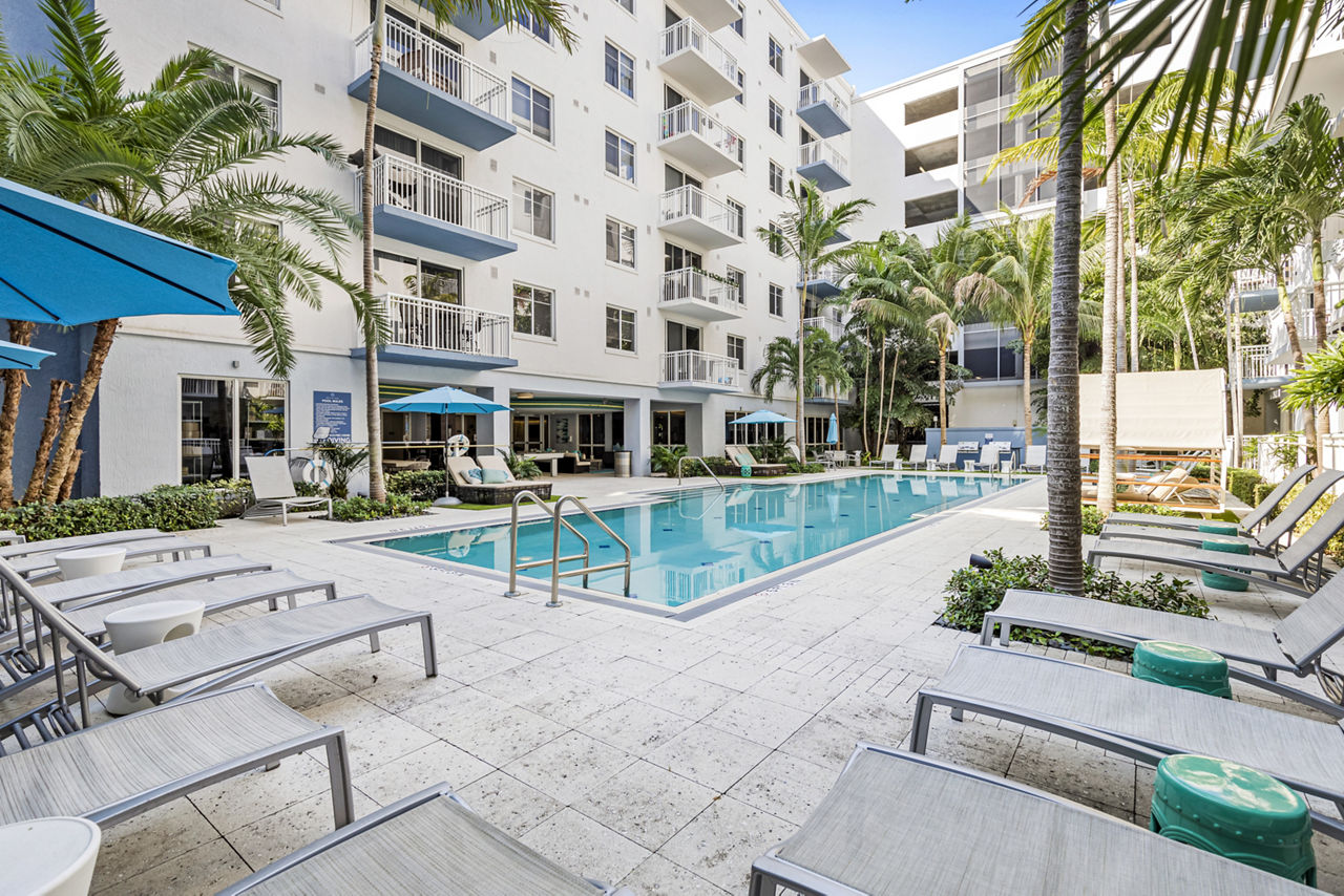 Boca City Walk Apartments photo 2