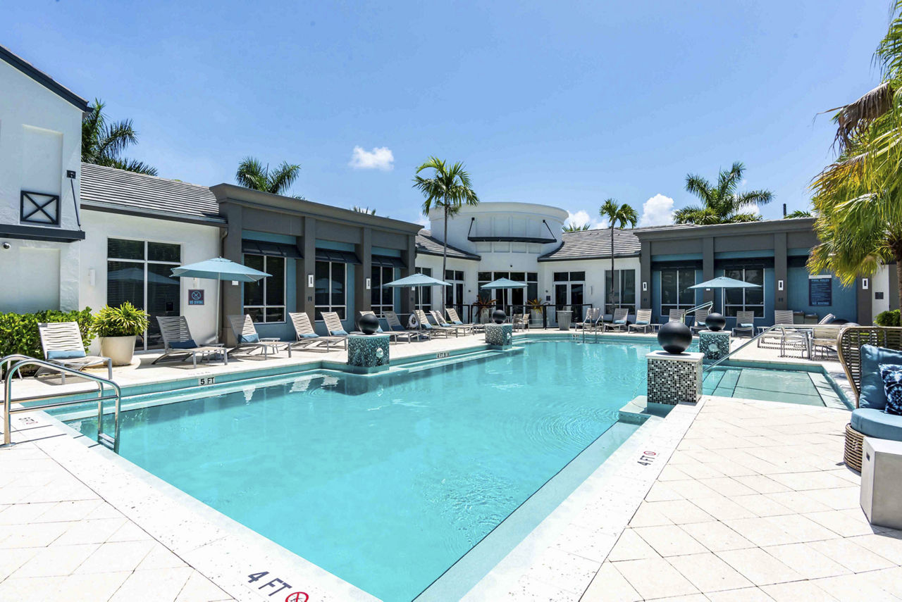 The Franklin Delray Apartments photo 4