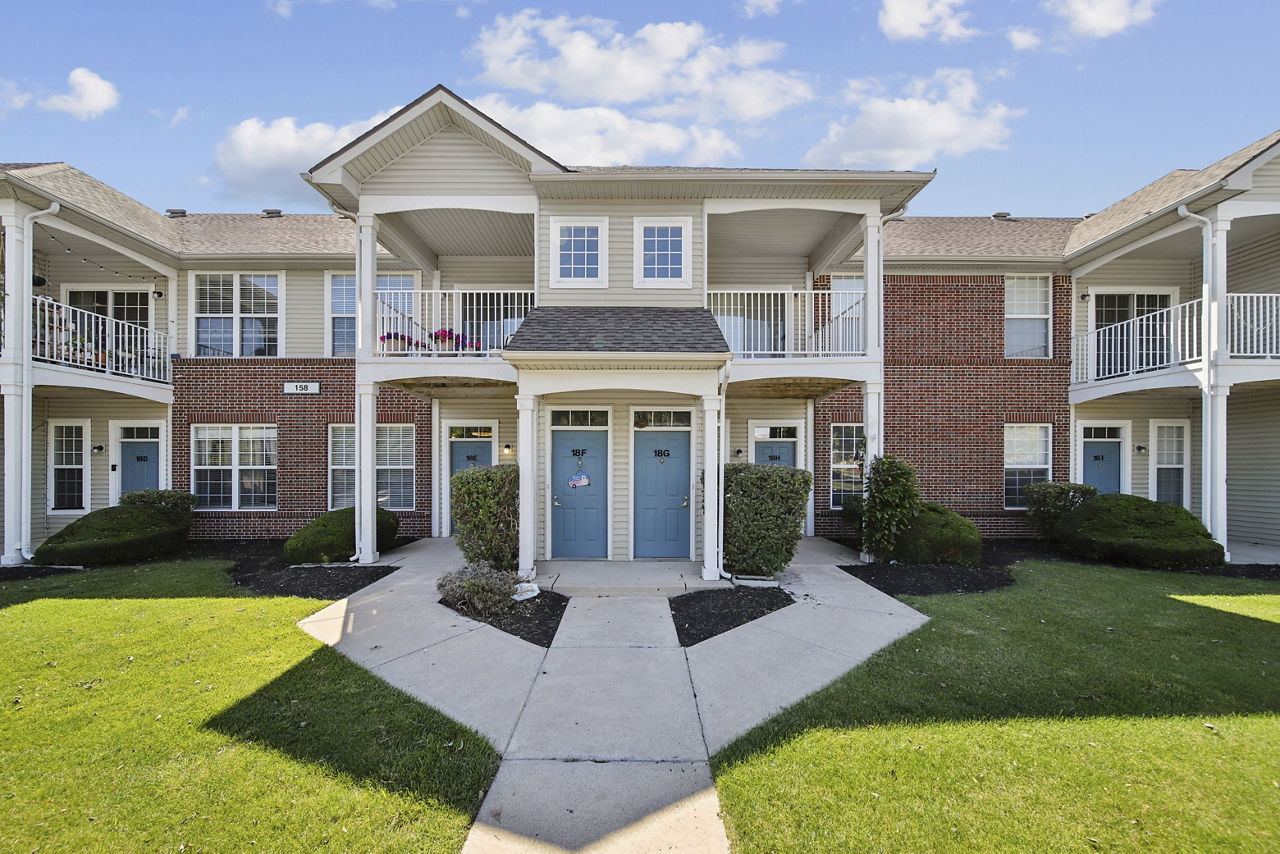 Summit Pointe photo 4