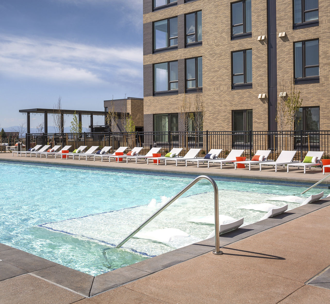 The Glenn Apartments photo 3