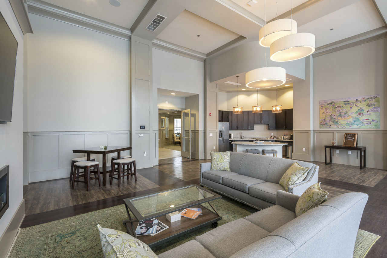 The Franklin at Crossroads Apartments photo 3
