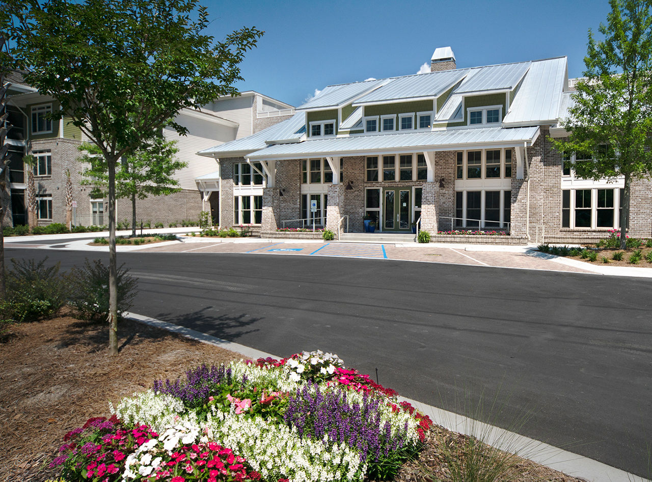 WaterWalk at Shelter Cove Towne Centre Apartments photo 3