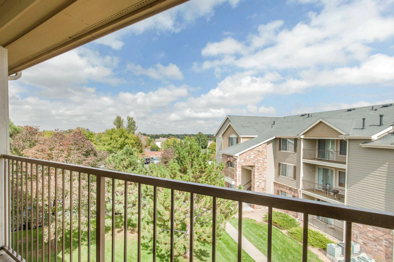 Avana Eastlake Apartments photo 4