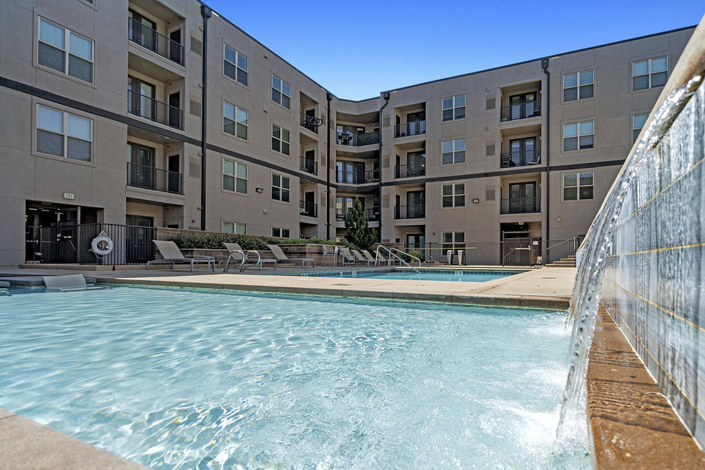 2785 Speer Apartments photo 2