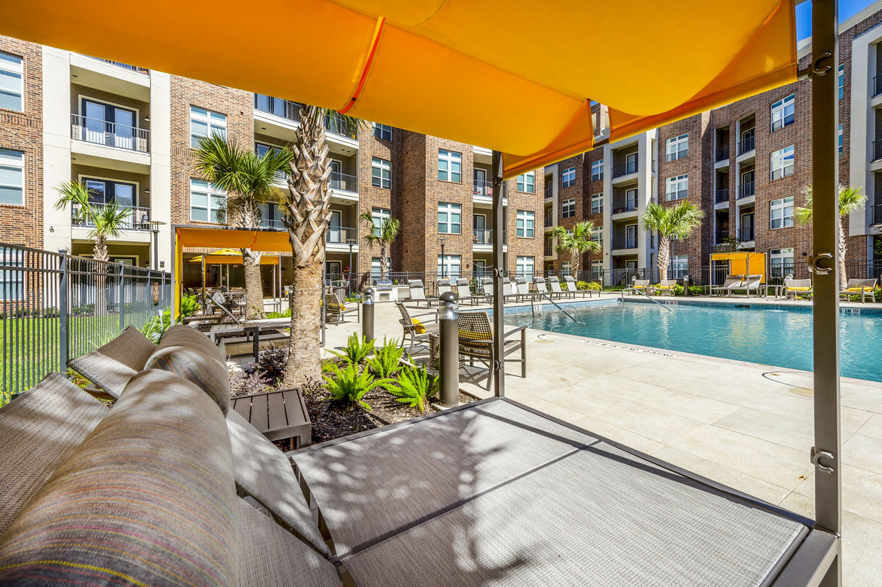 Hardy Yards Apartment Homes photo 4