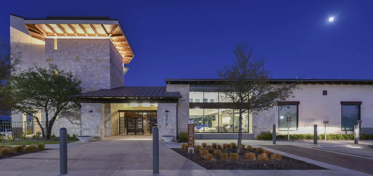 Tacara Westpointe Village photo 3