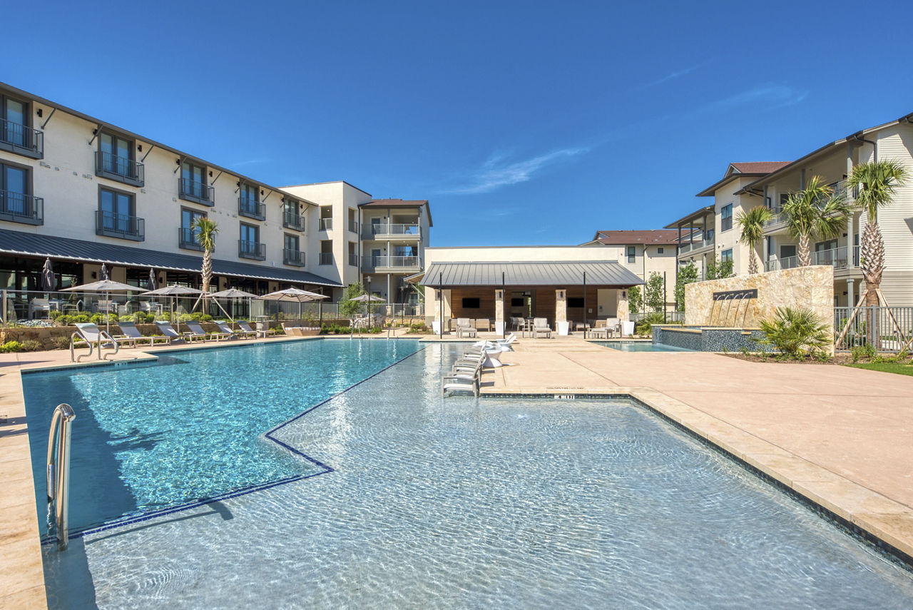 Tacara Westpointe Village photo 5