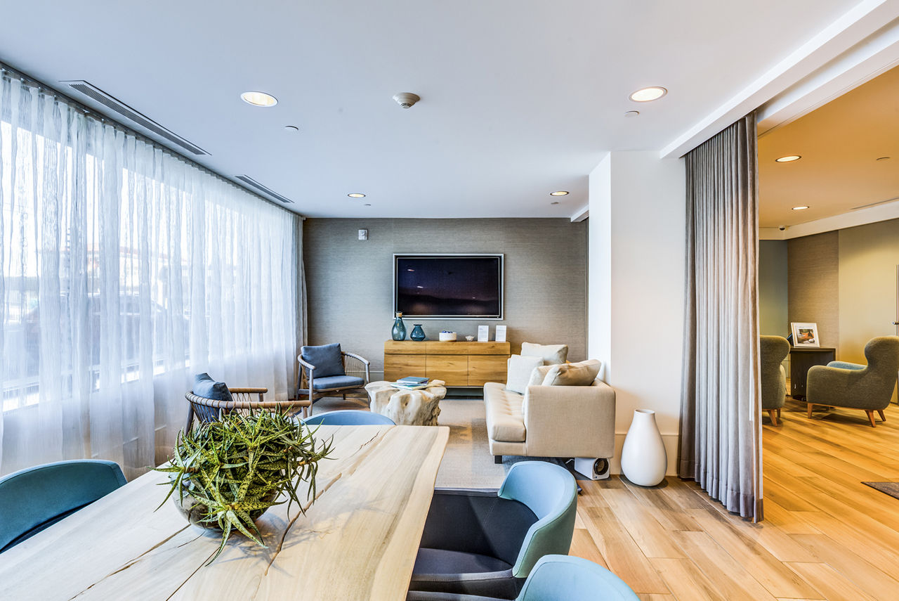 Ocean 650 Apartments photo 5