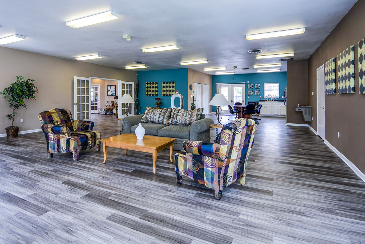 Allison Pointe Apartments photo 5