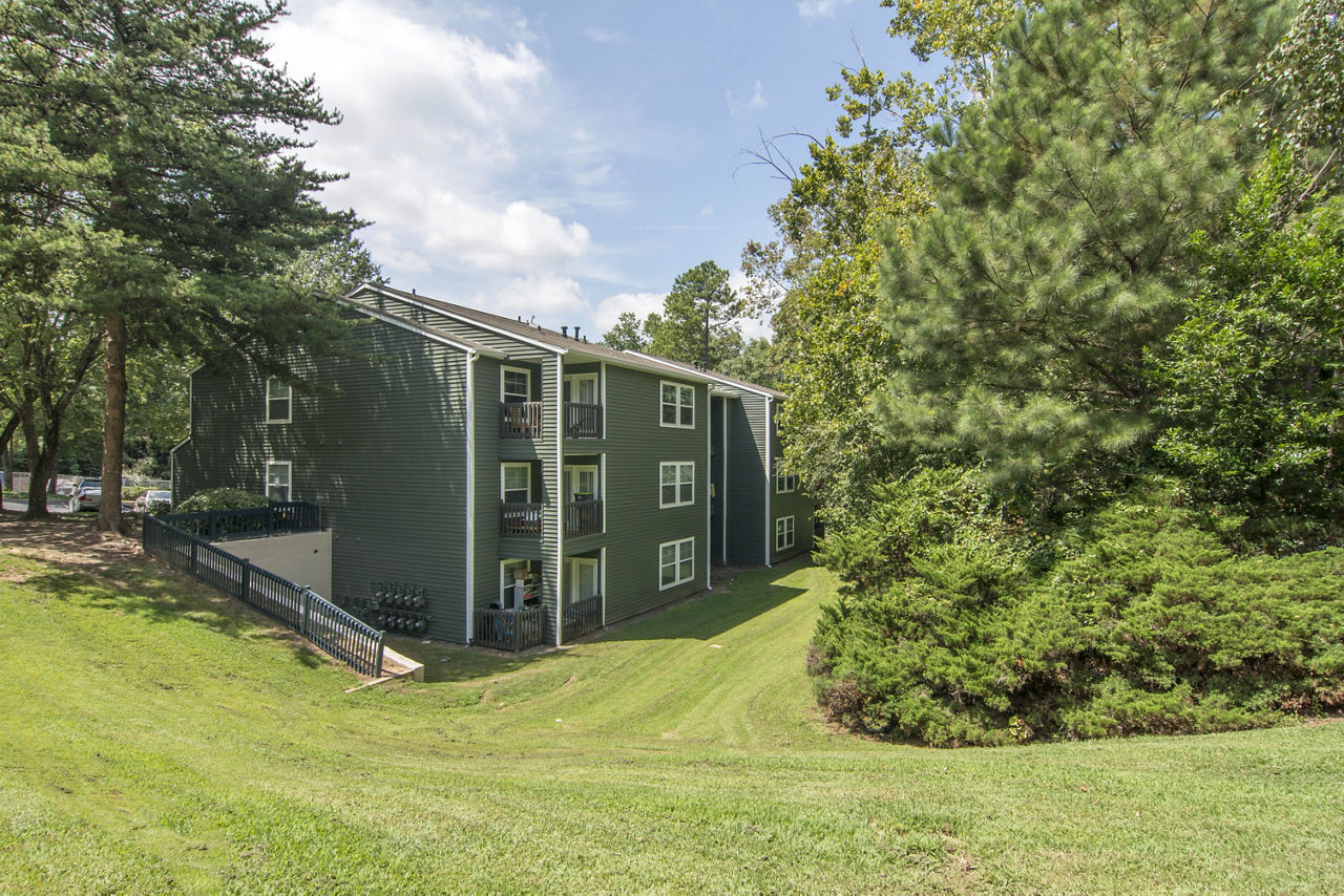 Avana Woods photo 3
