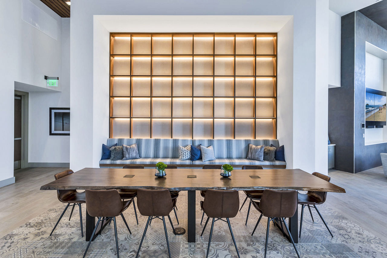 Parq on Speer Apartments photo 4