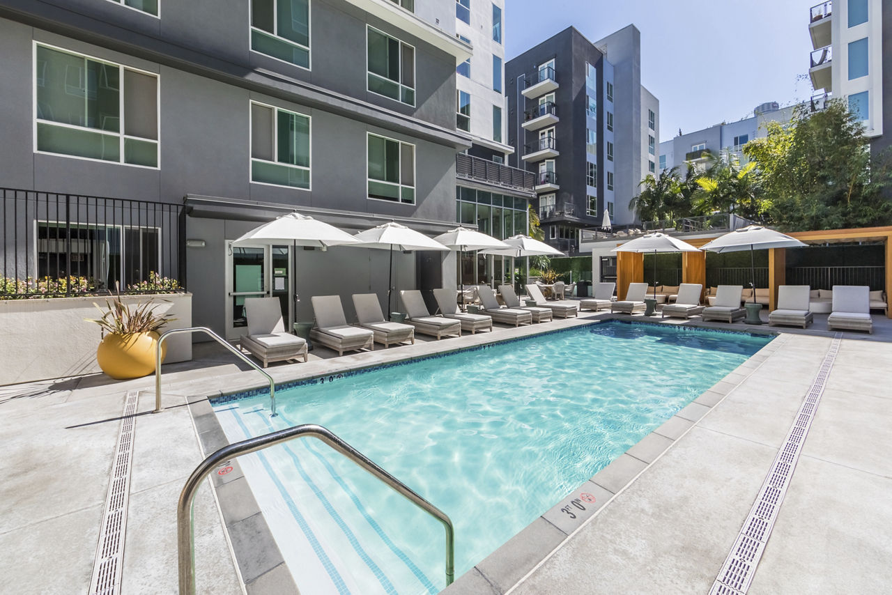 Be DTLA Apartments photo 3