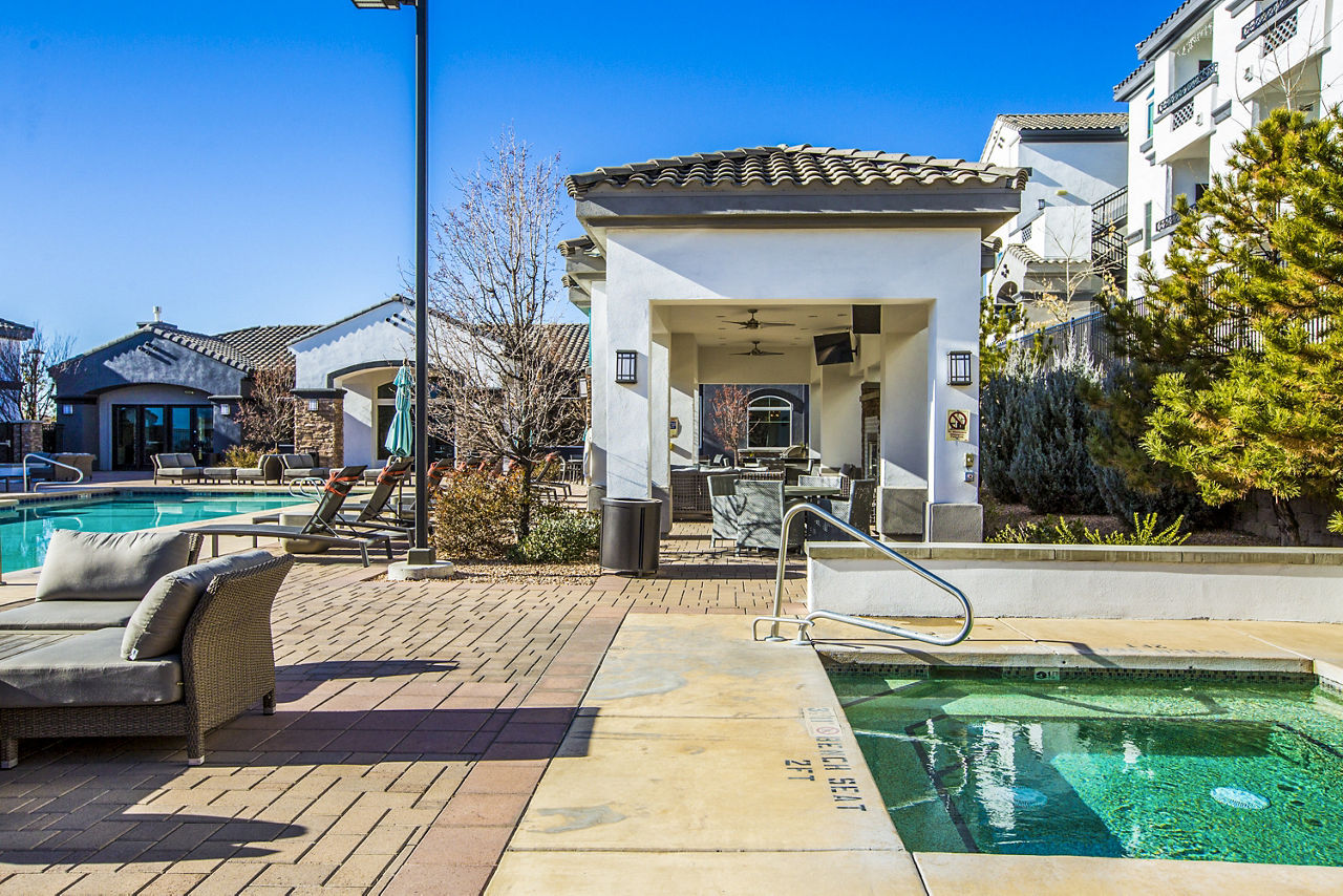SkyStone Apartments photo 4