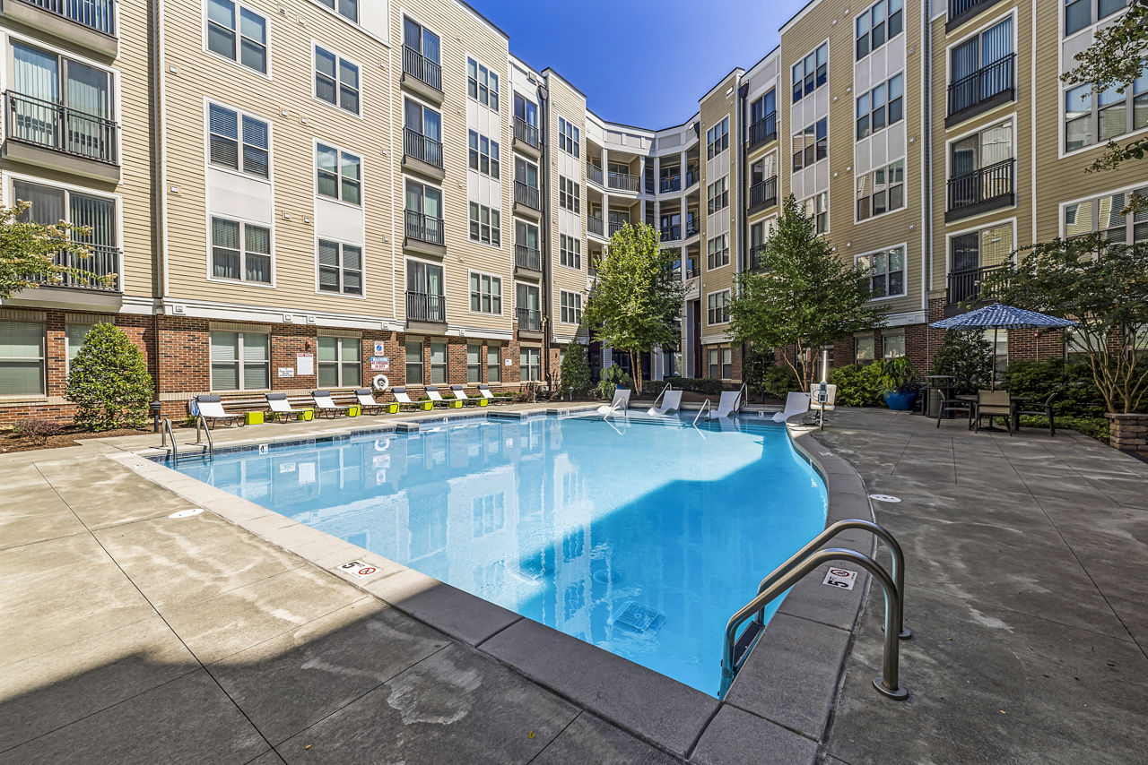Whetstone Apartments photo 2