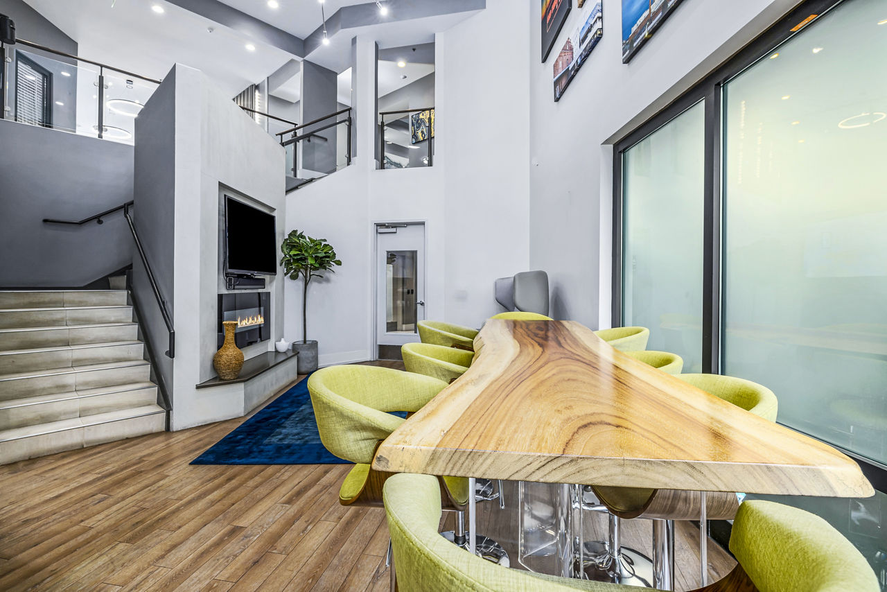 Whetstone Apartments photo 4