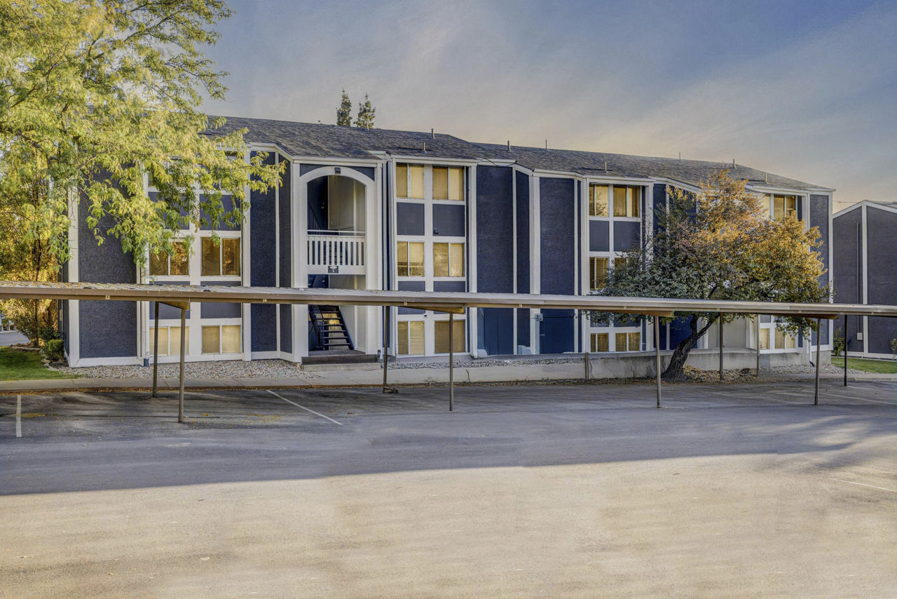 The Pointe at Northridge photo 3