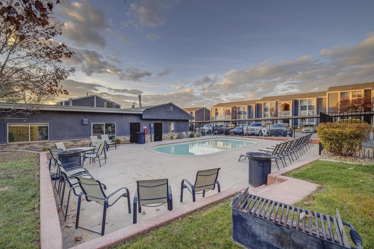 The Pointe at Northridge photo 5
