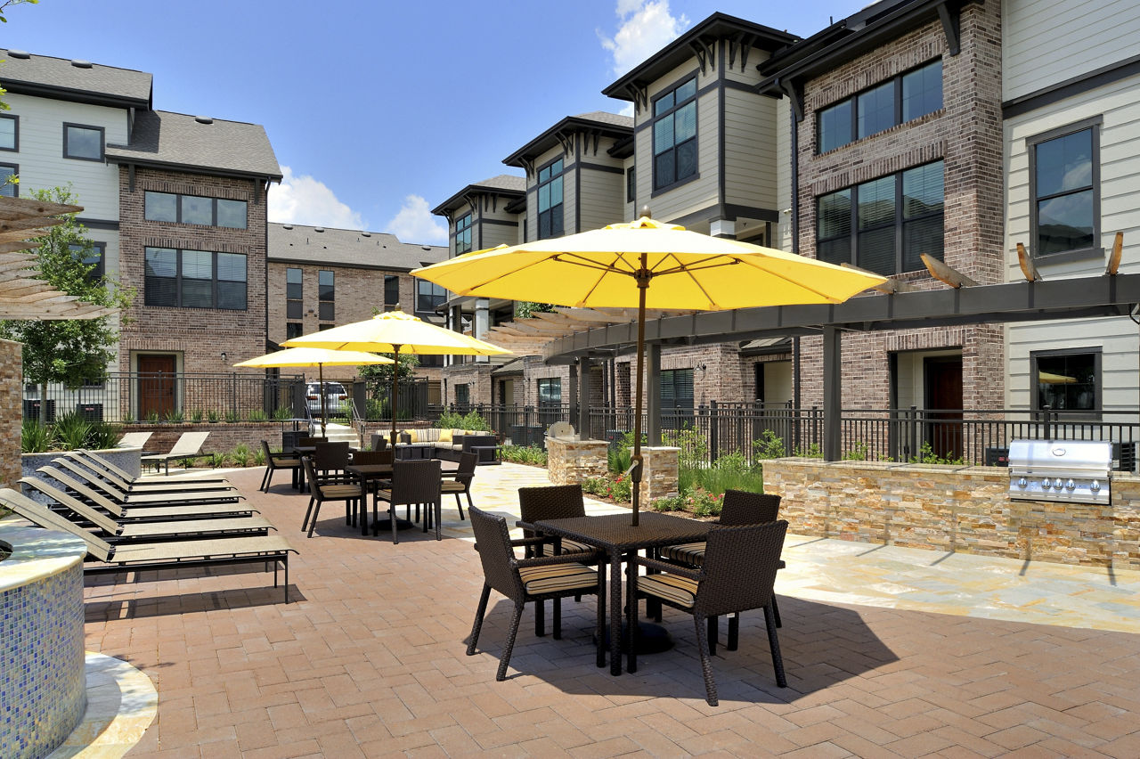Townhomes At Woodmill Creek photo 3