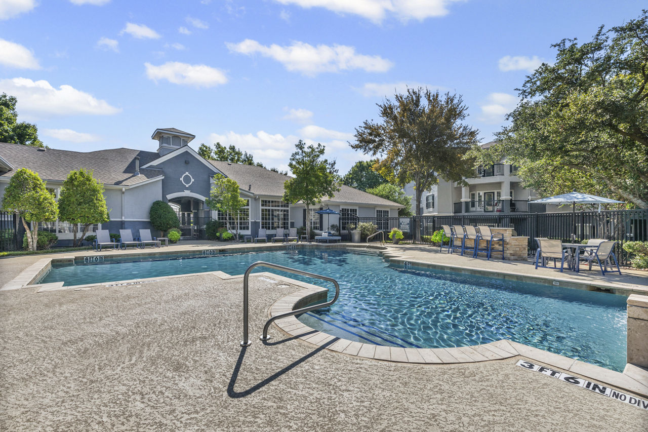 Benton Pointe photo 3