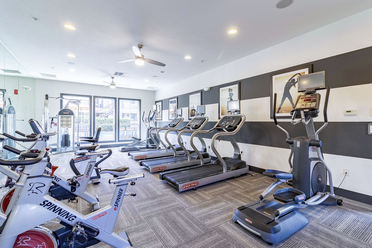 Apartments on Bernal Avenue · Pleasanton photo 5