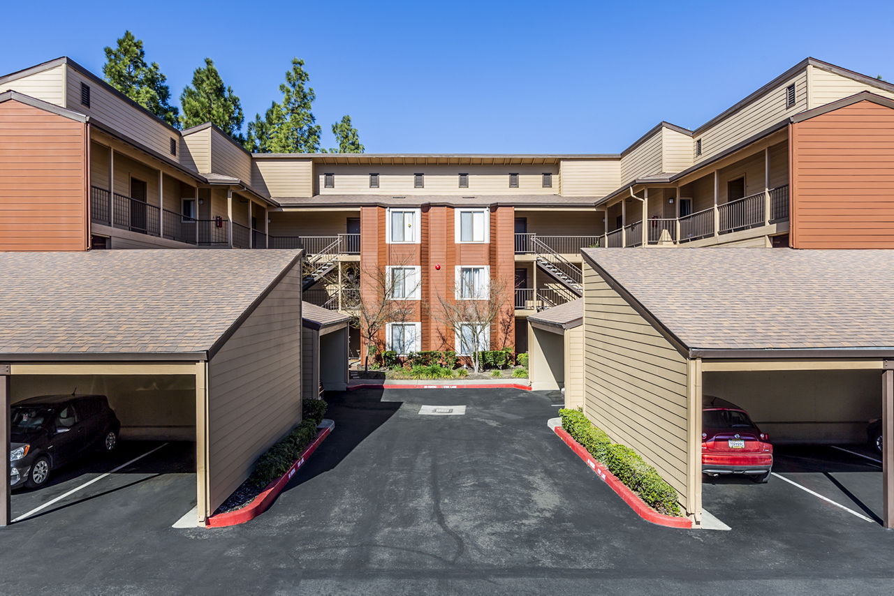 Vista Oaks photo 2