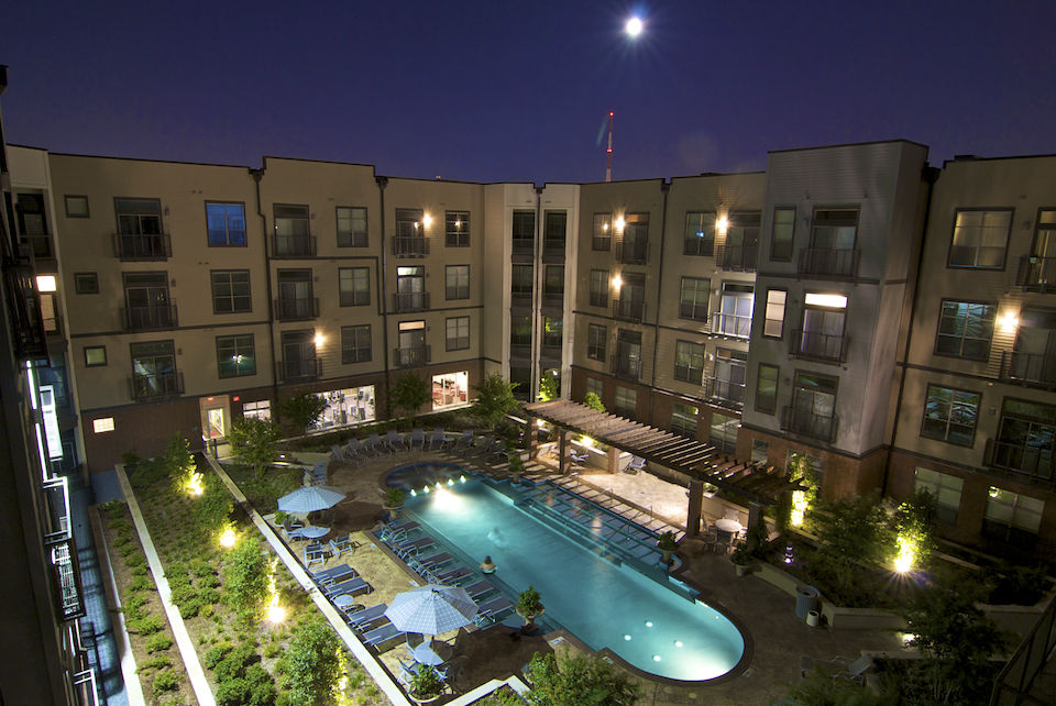 2901 Indiana St Dallas, TX 75226 photo 5
