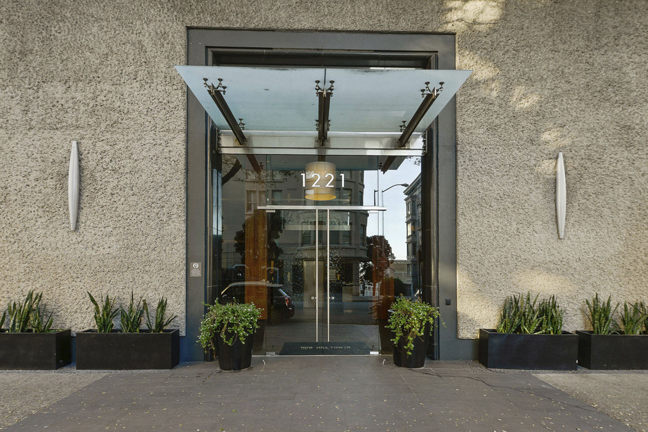 Nob Hill Tower photo 3